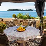 Perla Del Mediterraneo