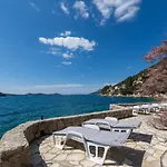 Perla Del Mediterraneo Villa *
