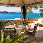 Perla Del Mediterraneo Villa *