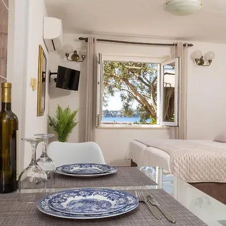 Perla Del Mediterraneo