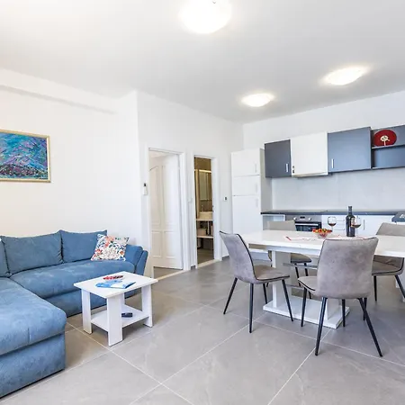 Perla Del Mediterraneo