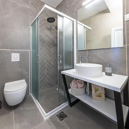 Perla Del Mediterraneo ヴィラ